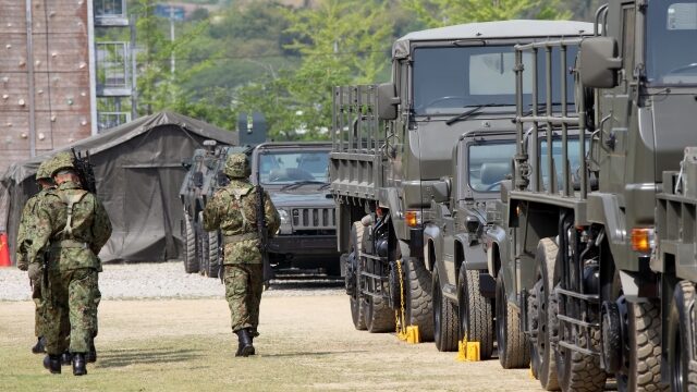 カズレーザーが自衛隊に送った名言とは 自衛隊を愛し尊敬する理由はなぜ うさぎ好きな家族のブログ